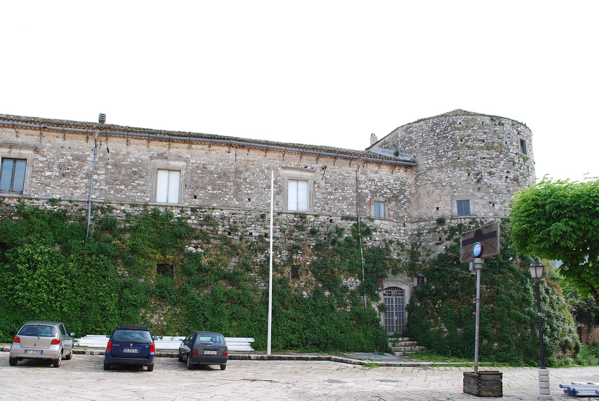 Apricena
